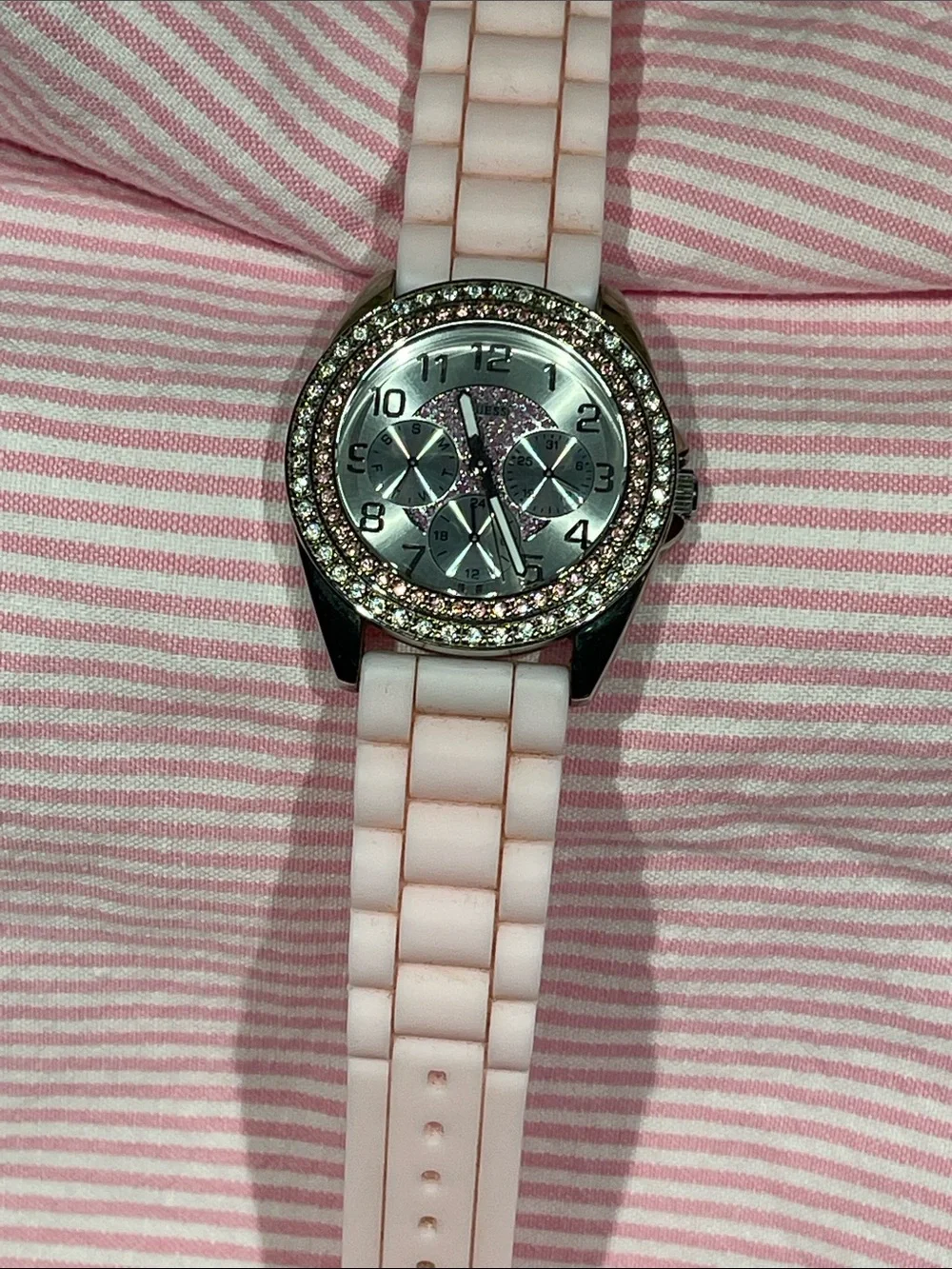 Vintage guess watch with white and pink rhinestone bezel 🩷